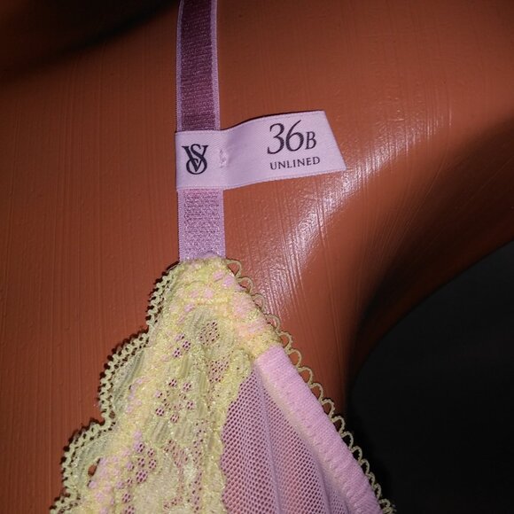 VS Tease Unlined Demi Bra 36B Pink Sheer Lace Trim NWT - Picture 5 of 9